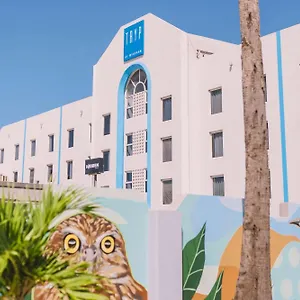 https://brickell-bay-beach-club-aruba.comcaribbean.com
